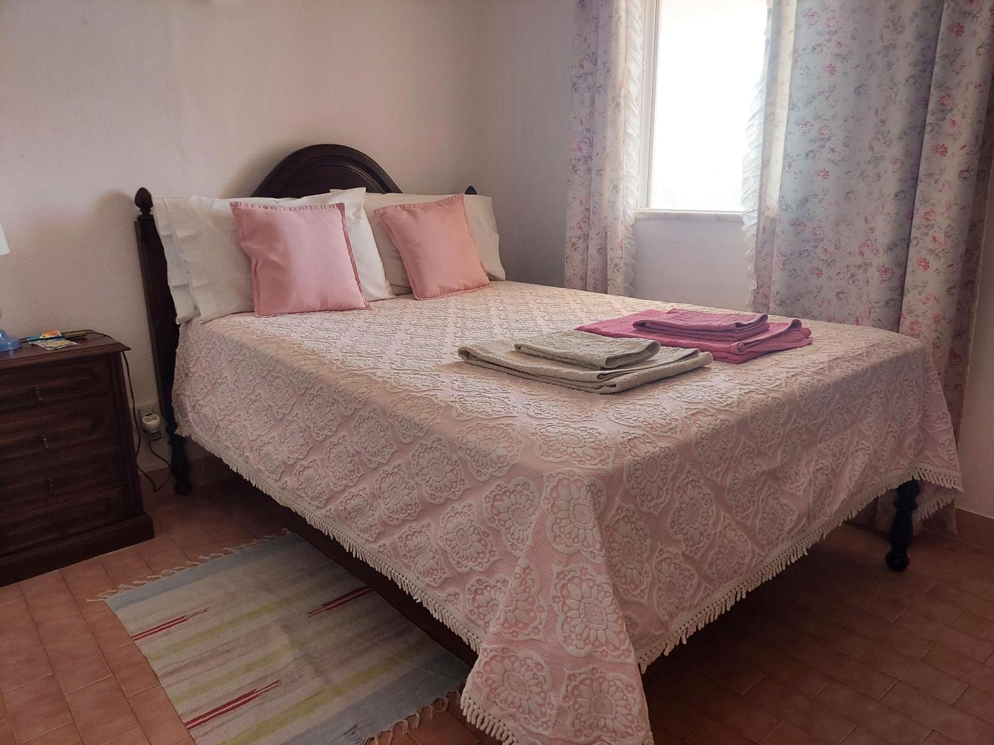Vivenda Os Silvas Otel Odiáxere Oda fotoğraf