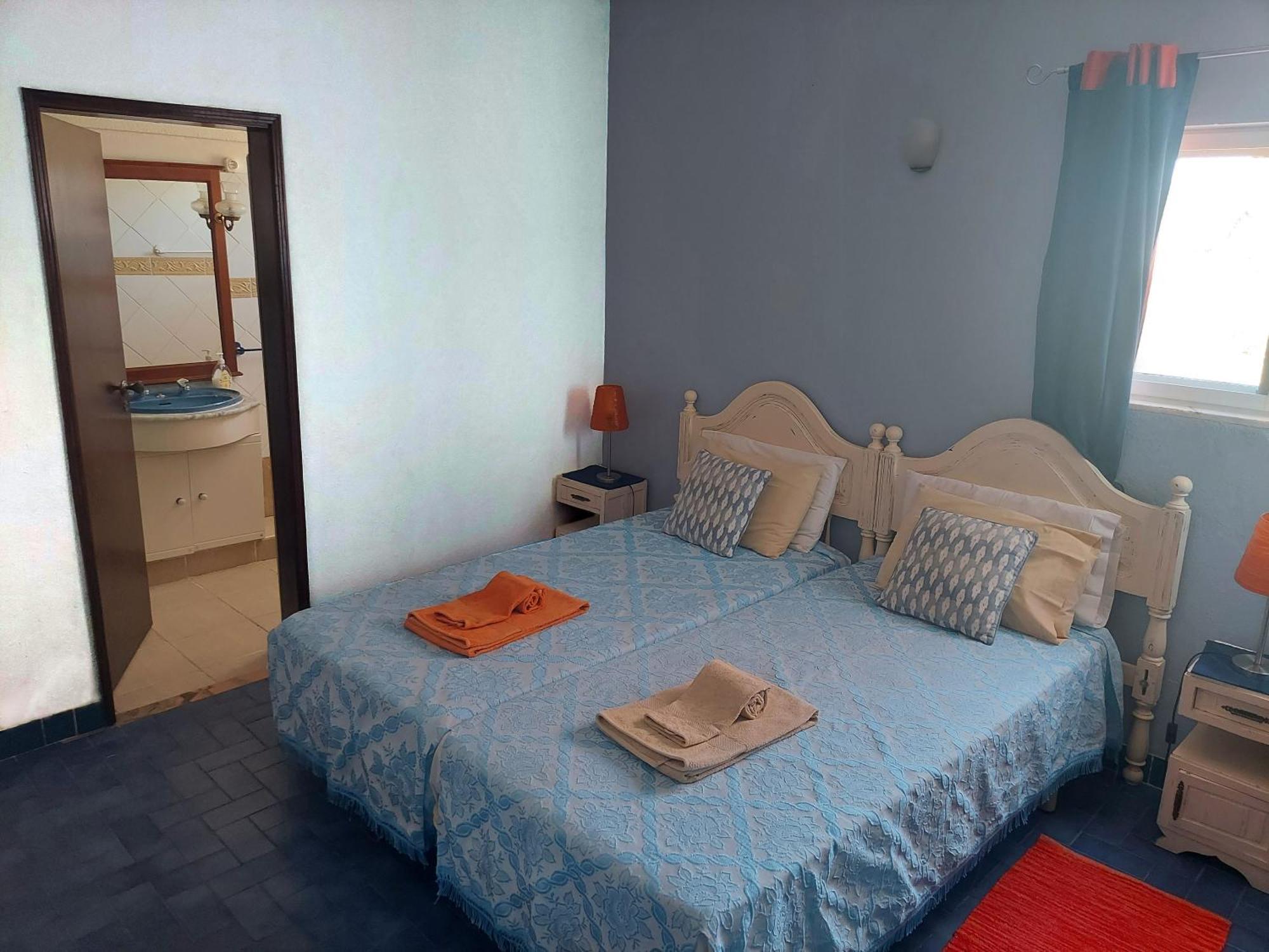 Vivenda Os Silvas Otel Odiáxere Dış mekan fotoğraf